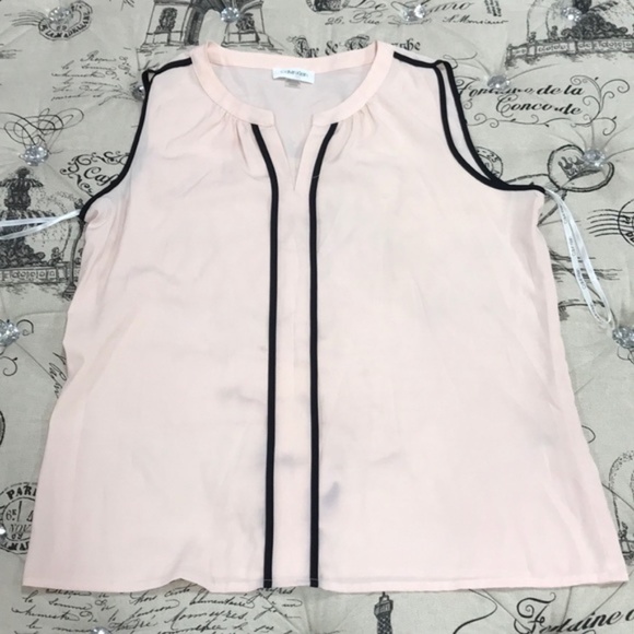 Calvin Klein Tipped Split Neck Tank Top - Picture 3 of 8